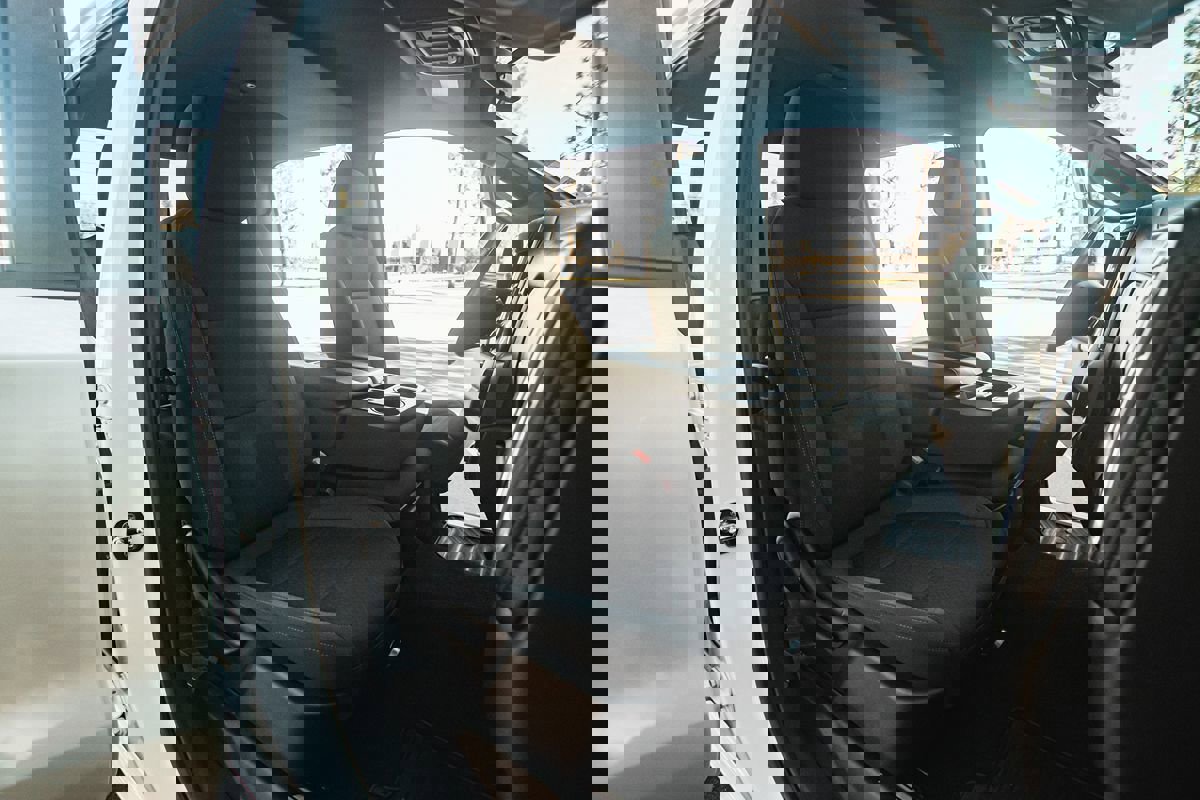 Used 2020 Chevrolet Silverado 1500 LT w/ All-Star Edition image 18