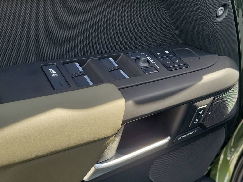 New 2026 Land Rover Defender 110 S image 23