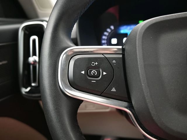 Used 2023 Volvo XC40 B5 Plus w/ Driver Assist Package AWD/4WD image 26