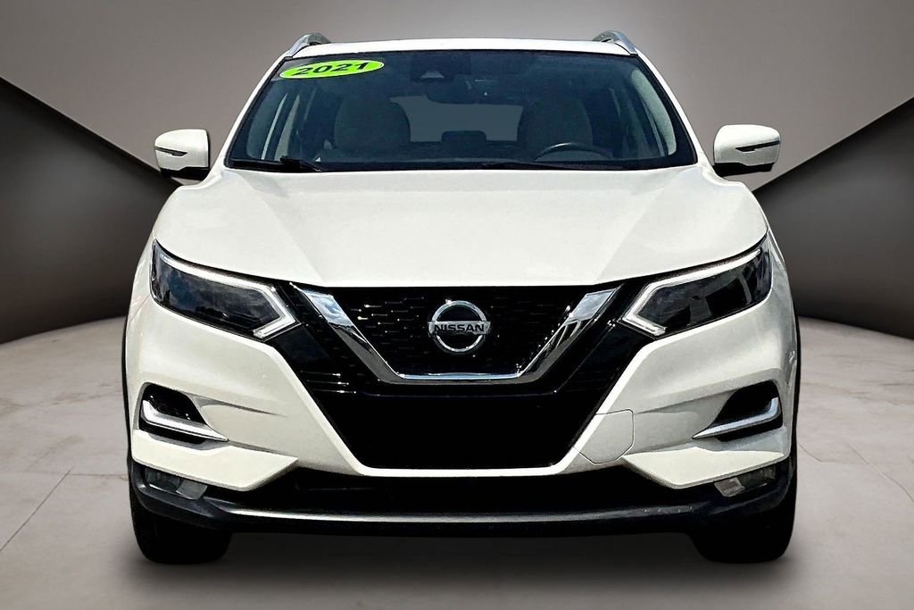 Used 2021 Nissan Rogue Sport SL w/ Premium Package AWD/4WD image 2