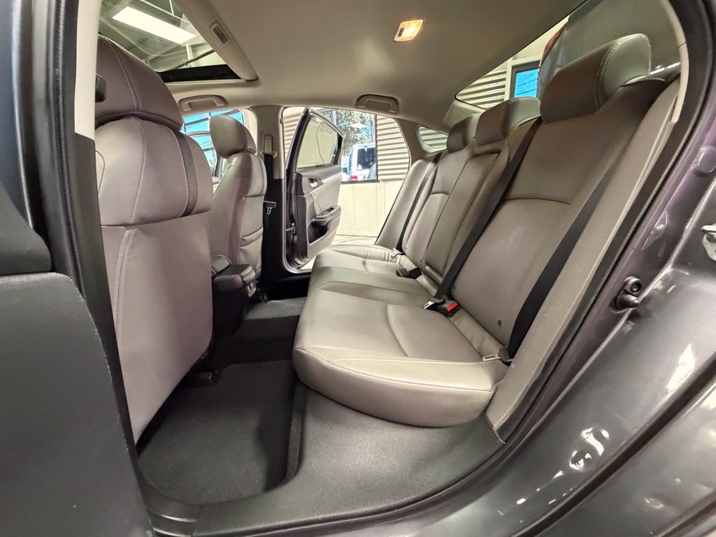 Used 2018 Honda Civic Touring image 52