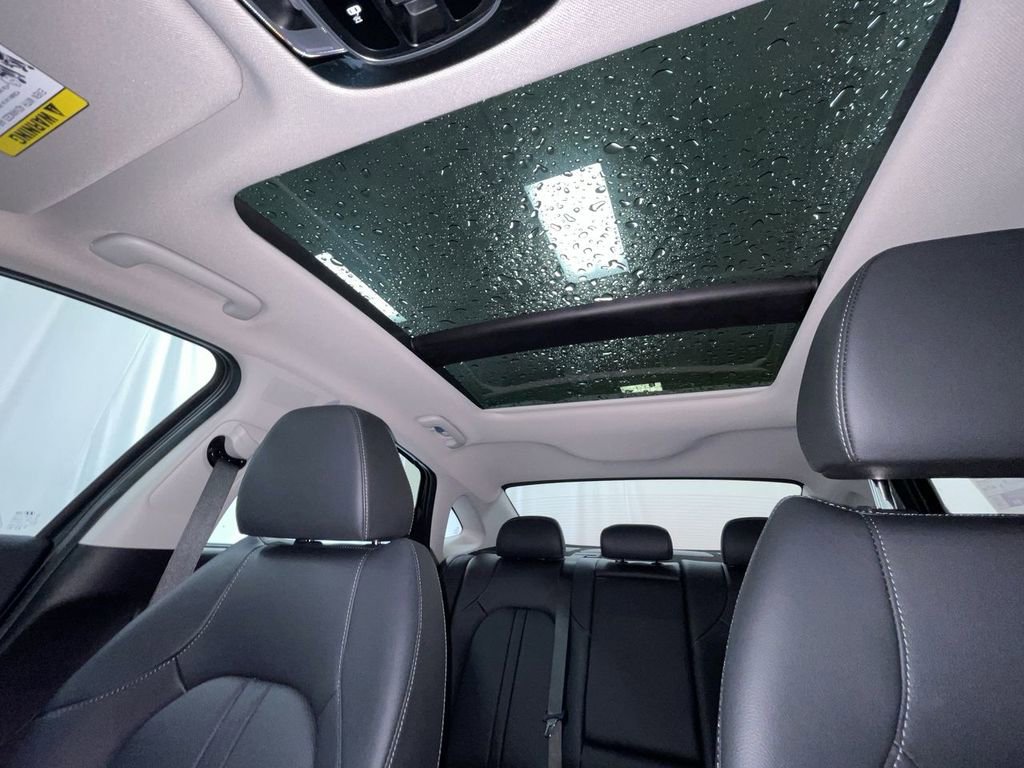 New 2025 Hyundai Sonata Limited image 7