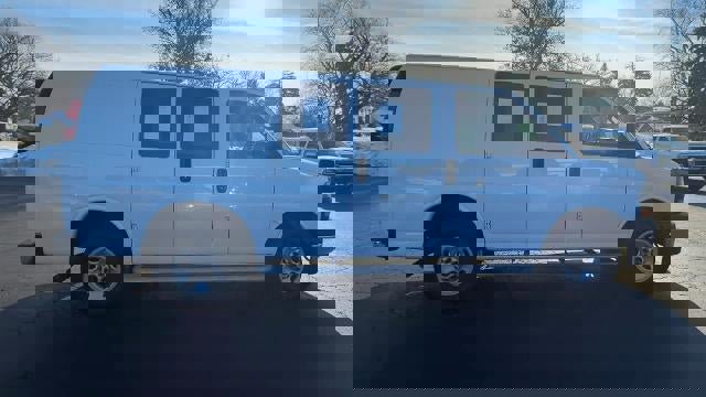 Used 2023 GMC Savana 2500 Base w/ Driver Convenience Package image 9