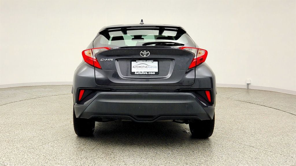 Used 2021 Toyota C-HR XLE FWD image 6