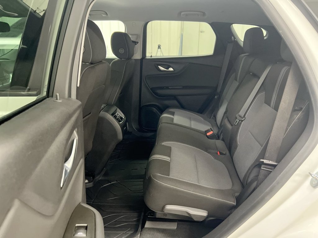 Used 2023 Chevrolet Blazer LT FWD image 22