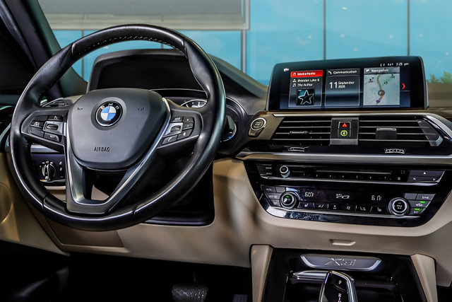 Used 2019 BMW X3 sDrive30i w/ Convenience Package RWD image 10