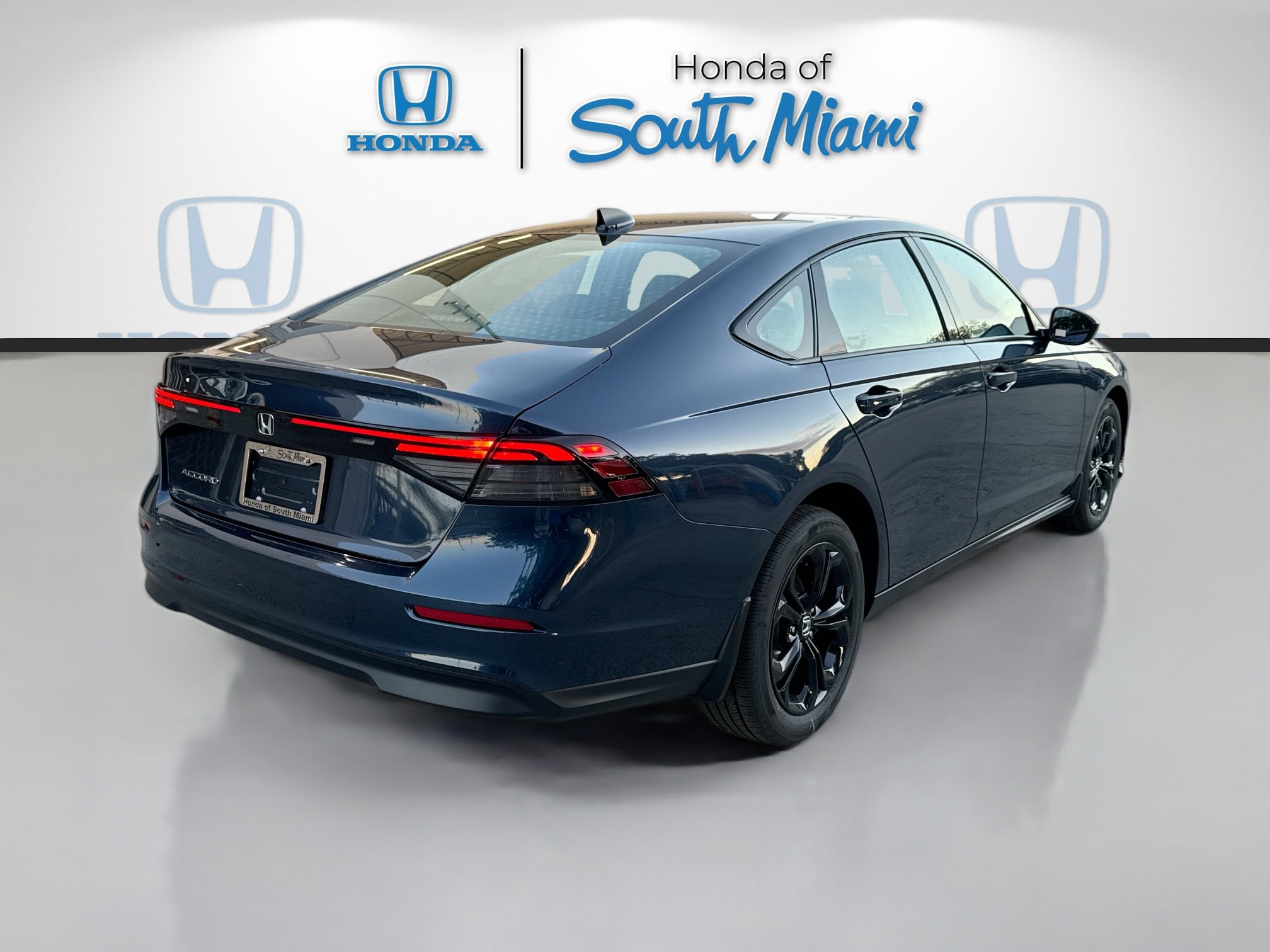 New 2025 Honda Accord SE image 6