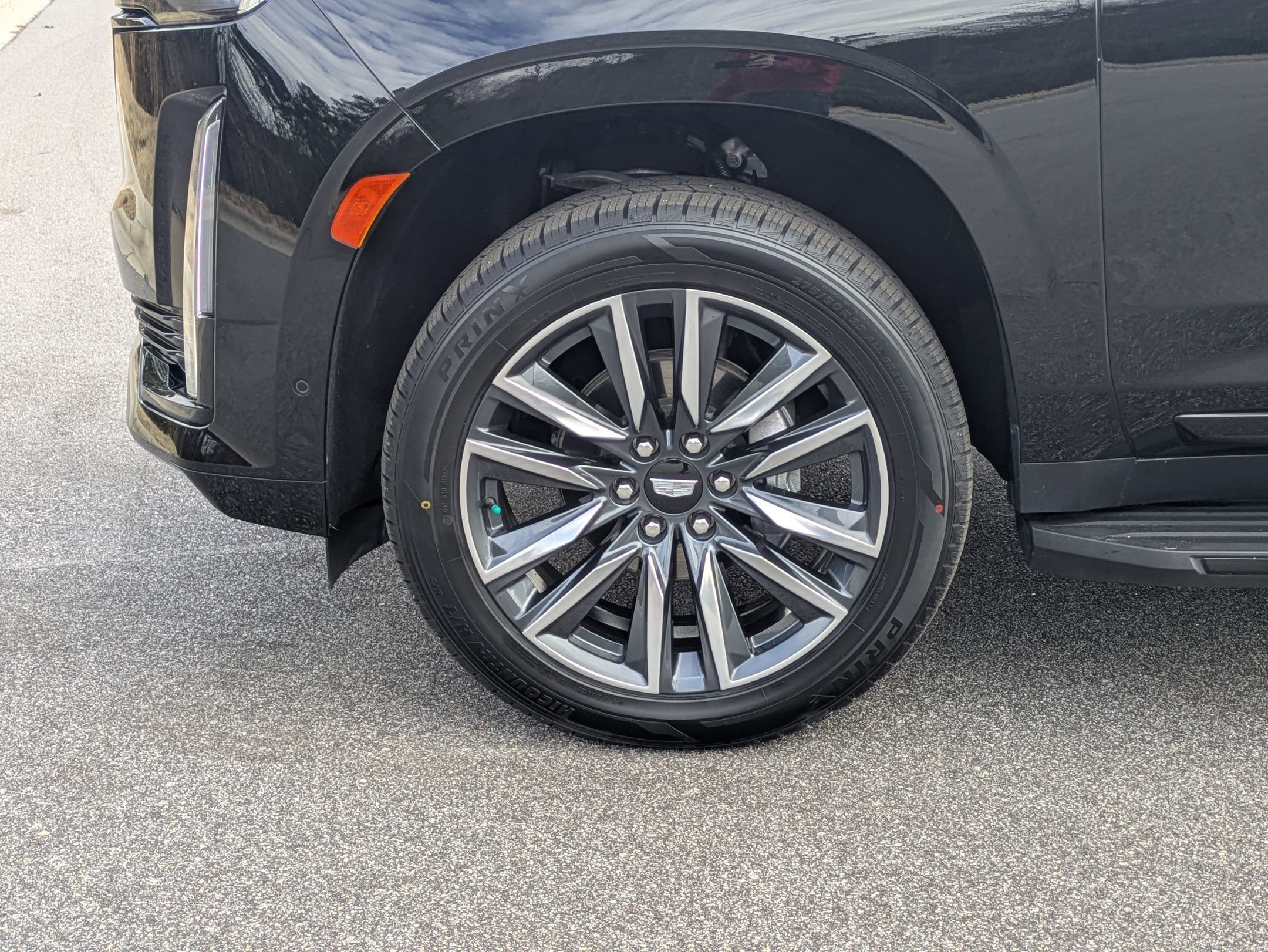 Used 2021 Cadillac Escalade Sport w/ Driver Assist Tech Package image 35