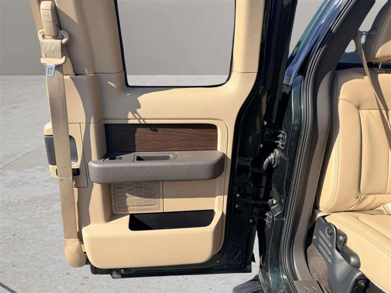 Used 2014 Ford F150 Lariat w/ Equipment Group 502A Luxury image 21