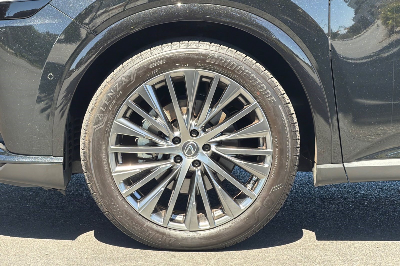 Certified 2025 Lexus RX 450h AWD w/ Convenience Package image 38