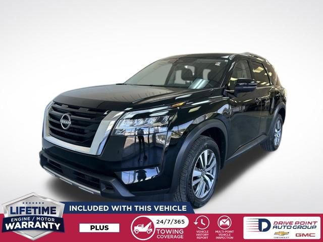 Used 2025 Nissan Pathfinder SL image 4