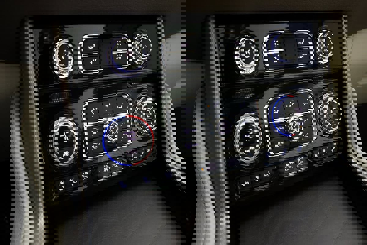 Used 2022 GMC Yukon Denali image 29