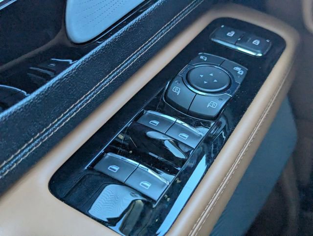 New 2025 Lincoln Aviator Black Label AWD/4WD image 22