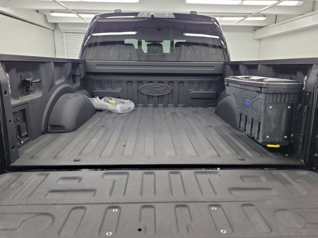 Used 2023 Ford F150 Raptor AWD/4WD image 9