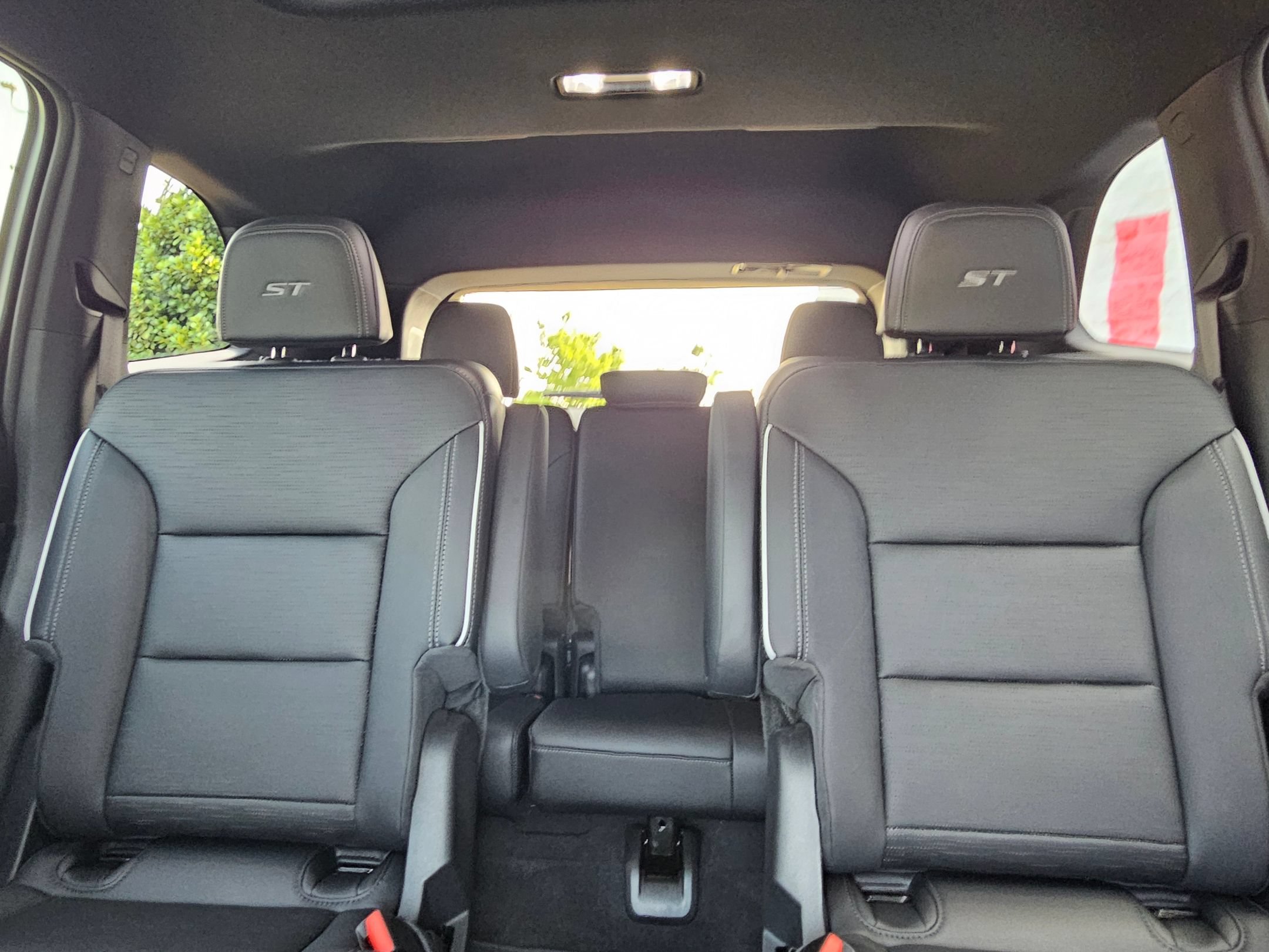 Used 2025 Buick Enclave Sport Touring w/ Power Package FWD image 25