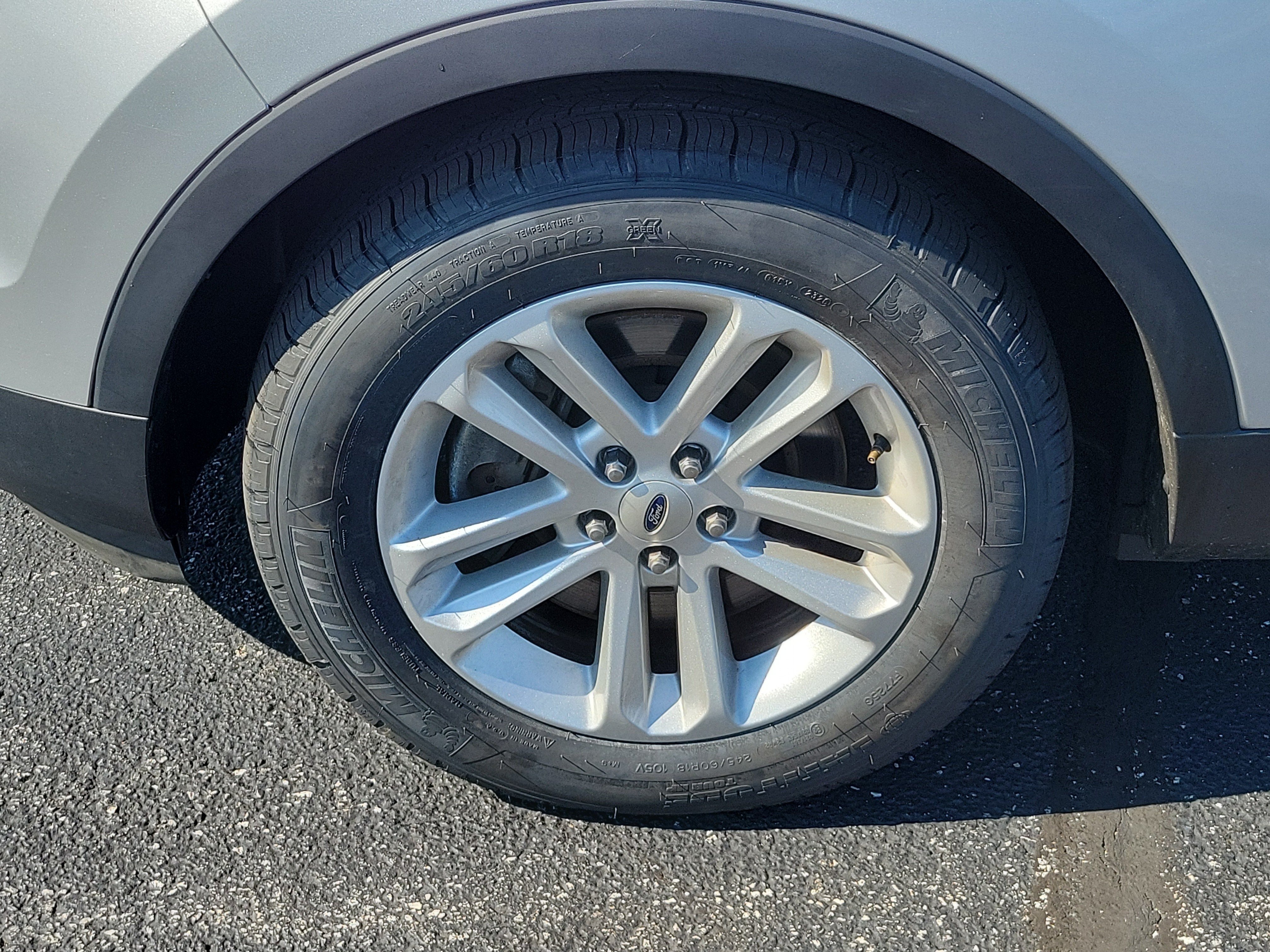 Used 2014 Ford Explorer XLT w/ Equipment Group 201A FWD image 7