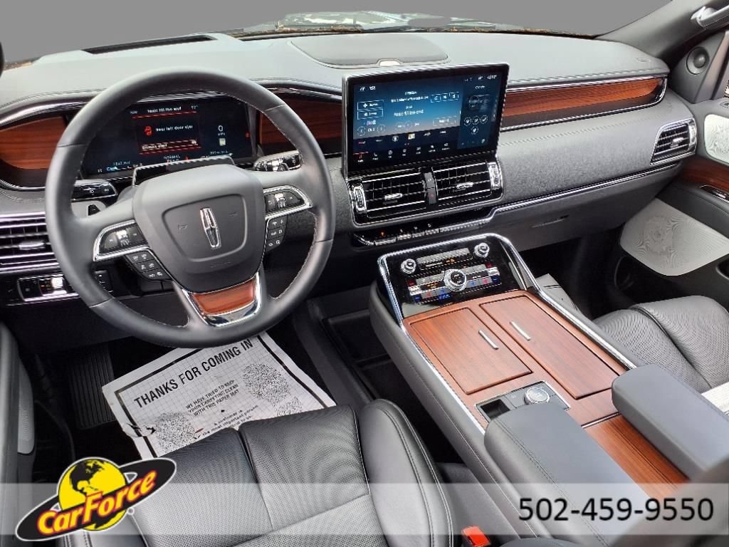 Used 2024 Lincoln Navigator L Reserve AWD/4WD image 37