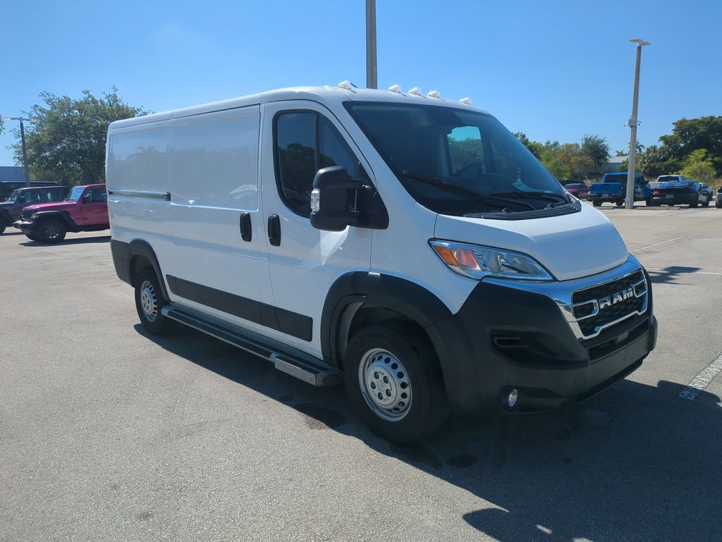 Used 2025 RAM ProMaster 2500 w/ U-Haul Equipment Group FWD image 2