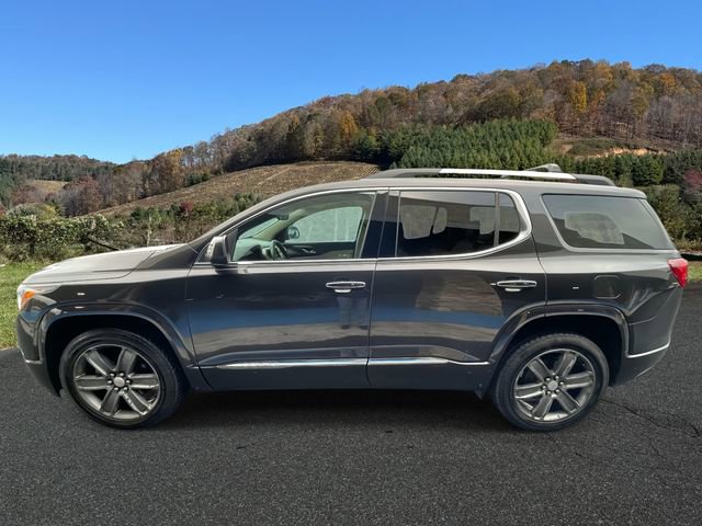 Used 2017 GMC Acadia Denali w/ Technology Package image 4