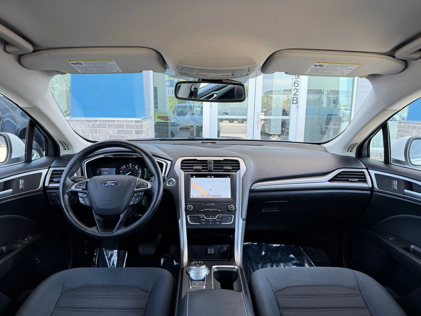 Used 2019 Ford Fusion SE image 22