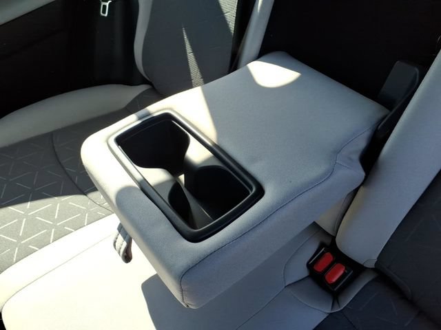 Used 2020 Toyota RAV4 XLE FWD image 29