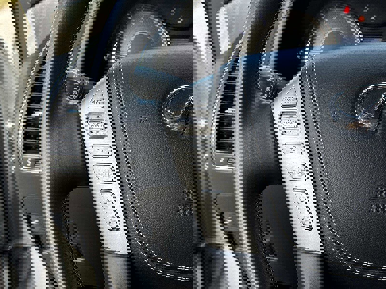 Used 2019 INFINITI QX80 Limited image 32