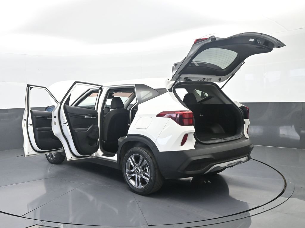 Used 2022 Kia Seltos LX image 68