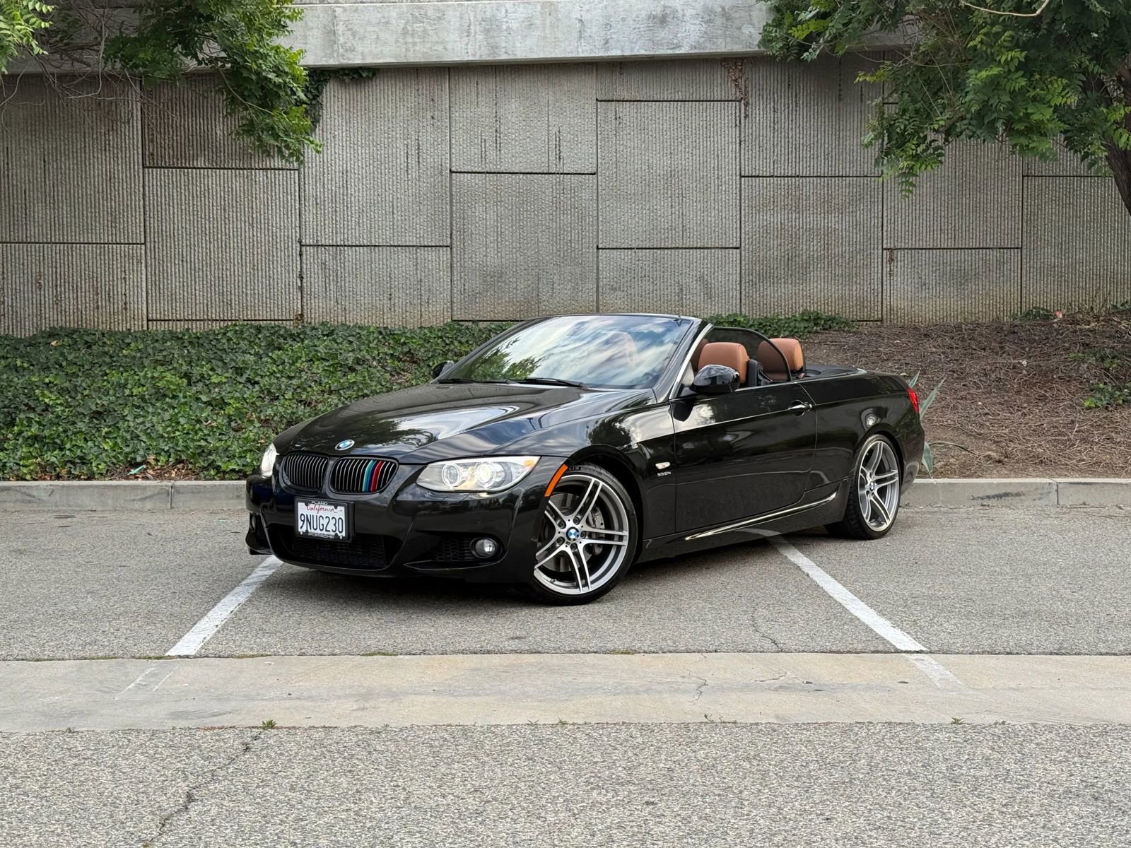 Used 2012 BMW 335is Convertible RWD image 4