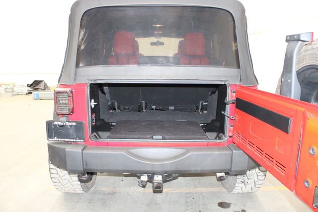 Used 2017 Jeep Wrangler Unlimited Sport image 11