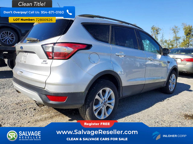 Used 2018 Ford Escape SE w/ SE Sync 3 Package AWD/4WD image 4