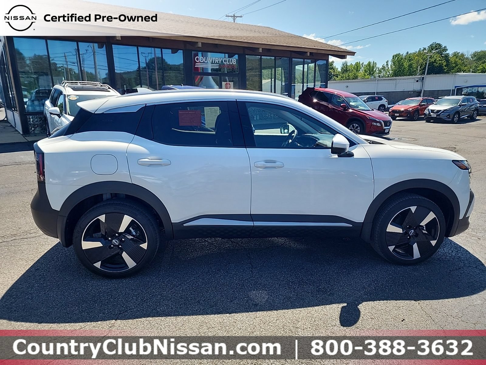 Certified 2025 Nissan Kicks SR w/ SR Premium Package AWD/4WD image 9