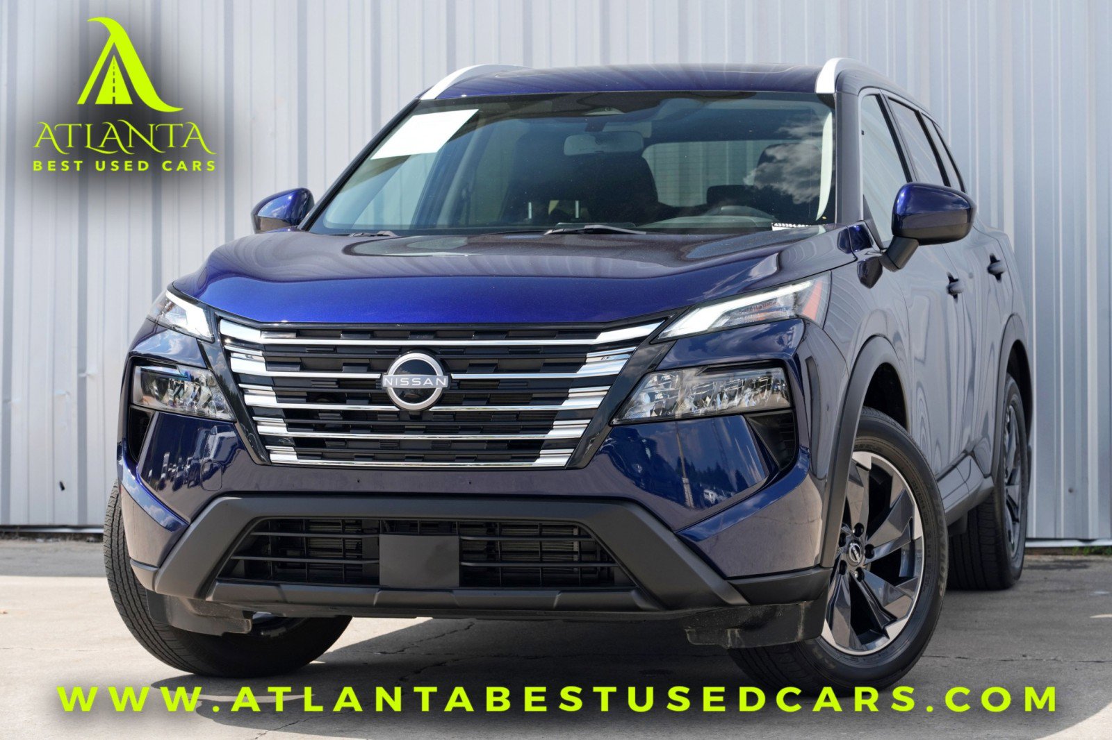 Used 2024 Nissan Rogue SV w/ SV Premium Package image 1