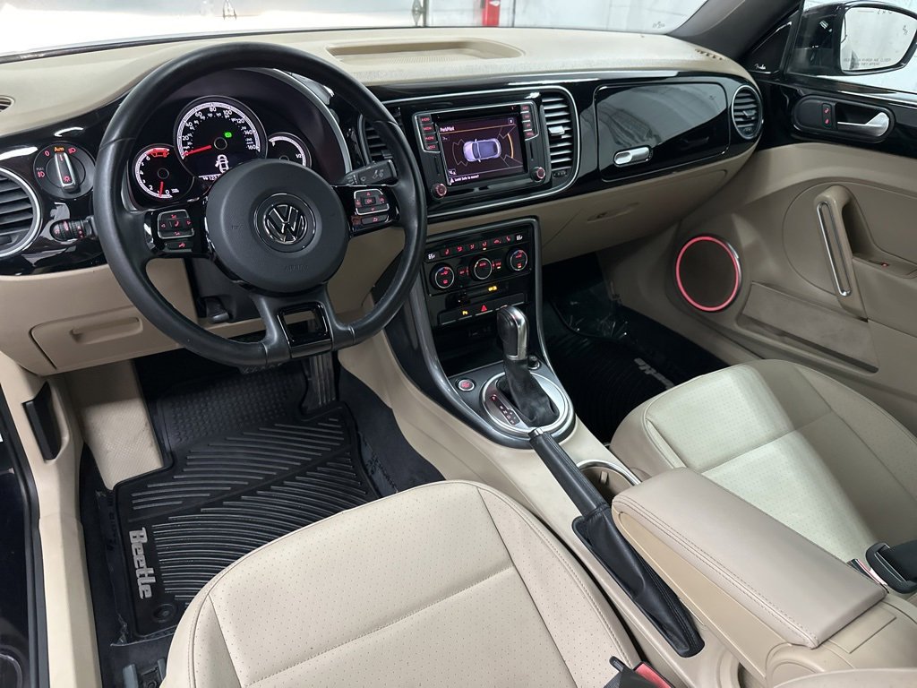 Used 2019 Volkswagen Beetle 2.0T Final Edition SEL image 17