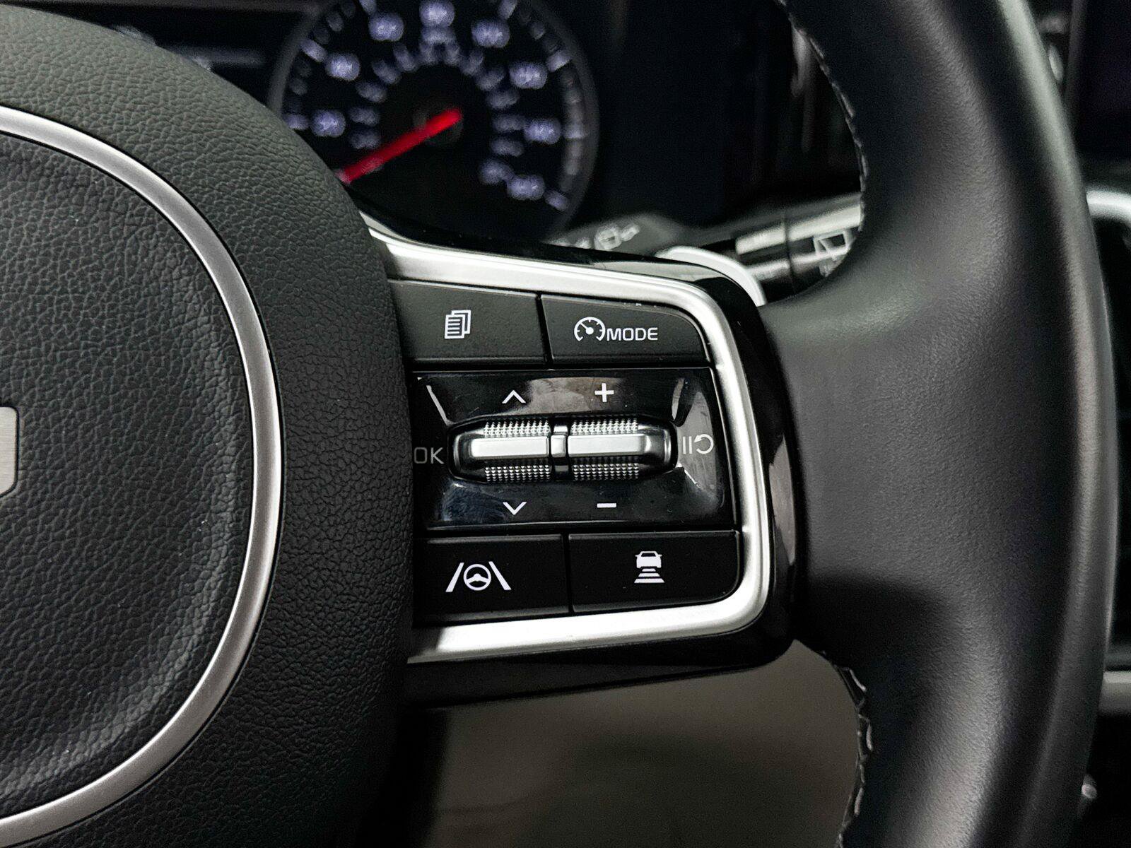 Used 2022 Kia Sorento SX AWD/4WD image 34