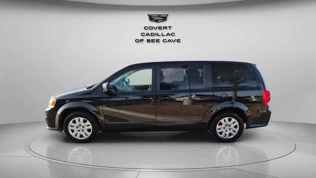 Used 2018 Dodge Grand Caravan SE w/ UConnect Hands-Free Group image 5