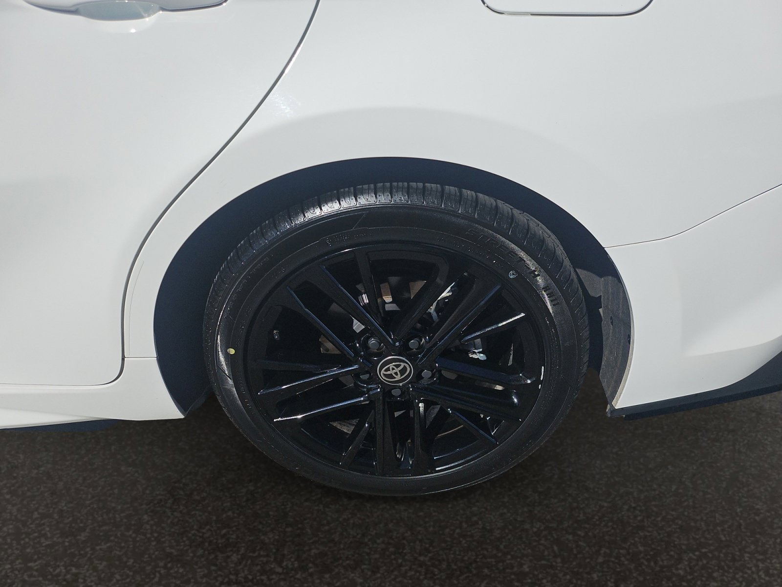 Used 2025 Toyota Camry SE FWD image 46