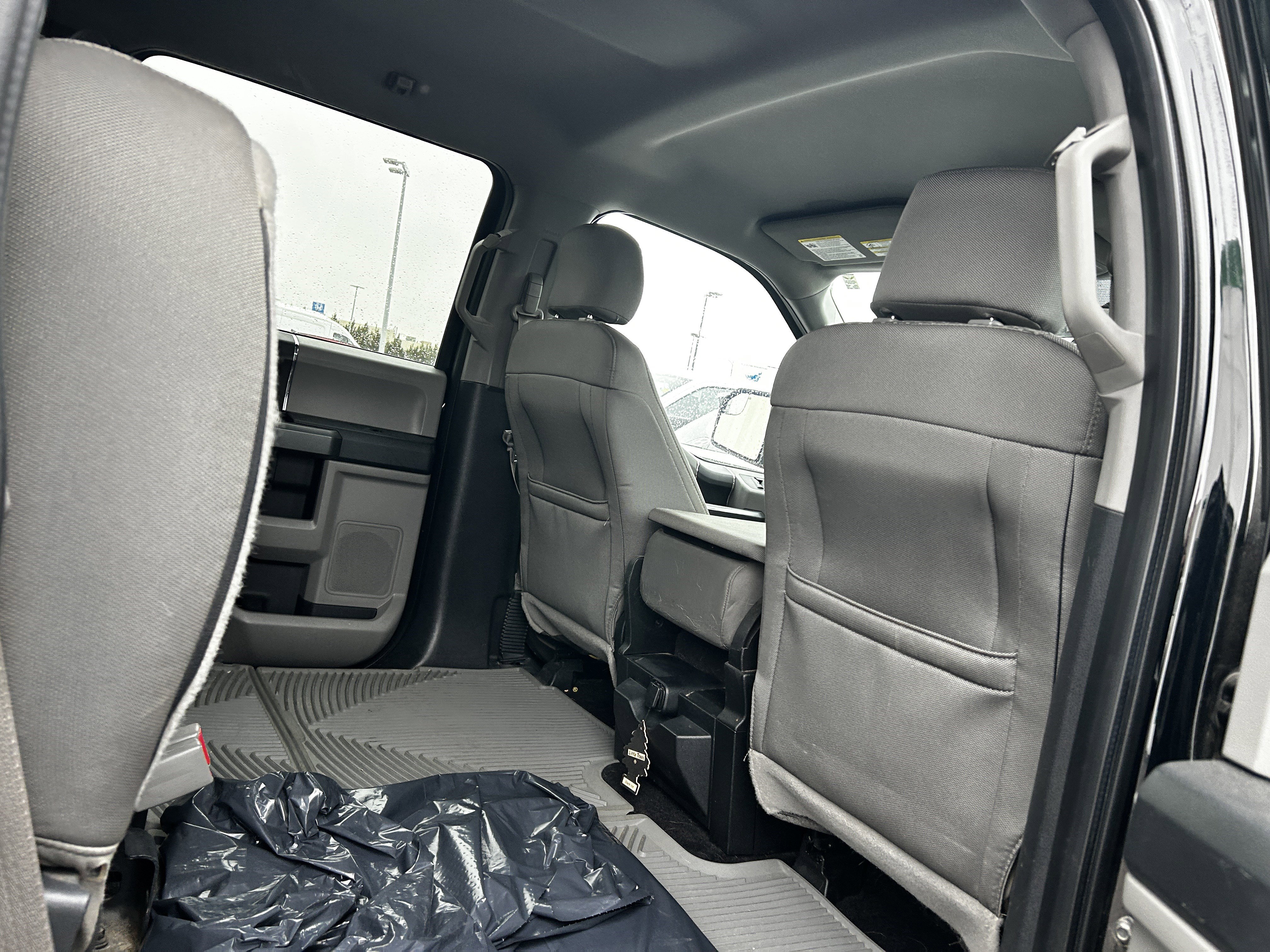 Used 2016 Ford F150 XLT image 11