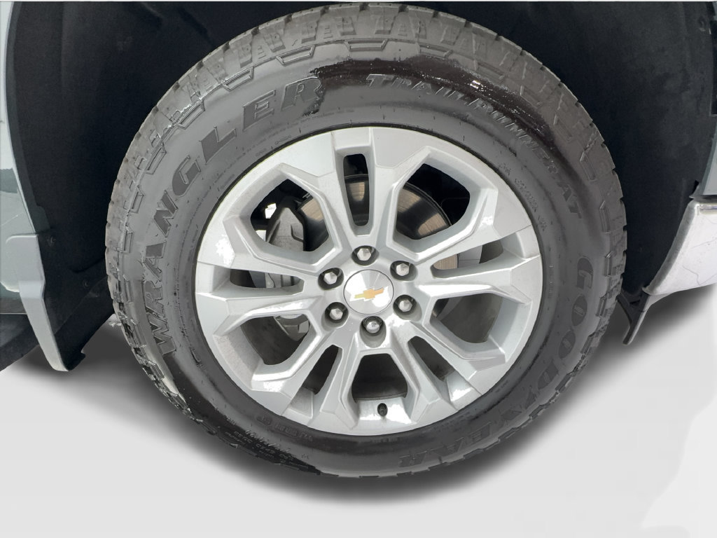 Used 2026 Chevrolet Silverado 1500 LTZ AWD/4WD image 16