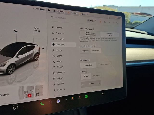 Used 2023 Tesla Model Y Long Range AWD/4WD image 24