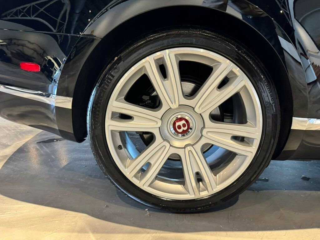 Used 2015 Bentley Continental GT image 23