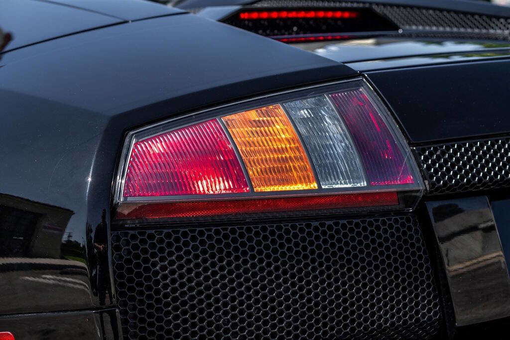Used 2006 Lamborghini Murcielago Roadster image 63