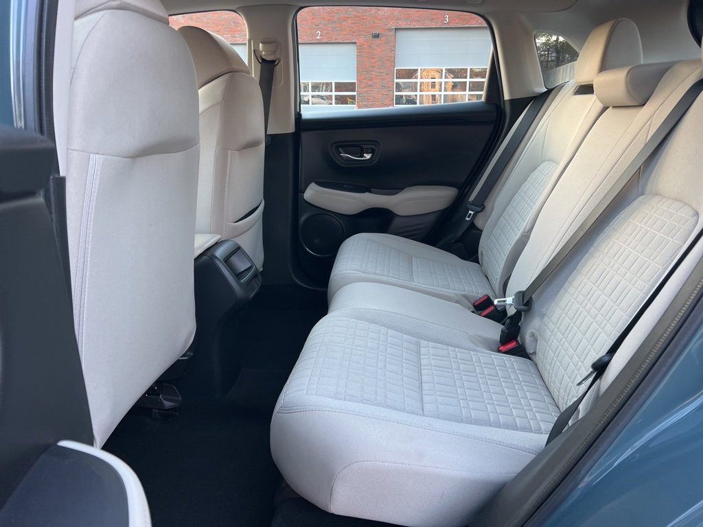Used 2023 Honda HR-V LX image 24
