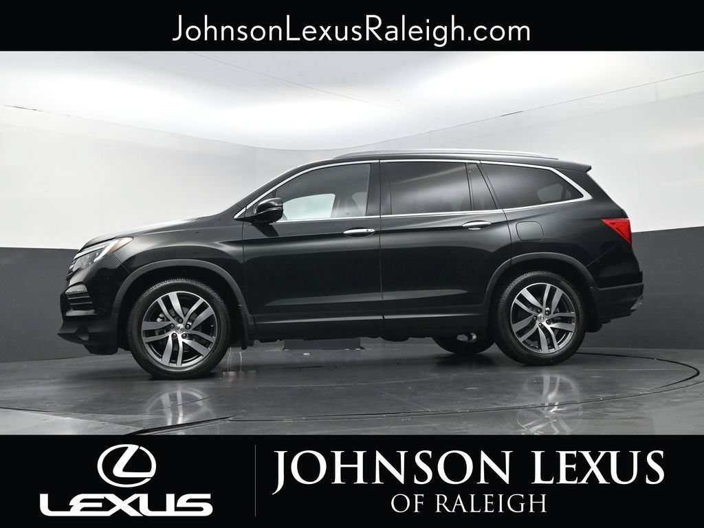 Used 2016 Honda Pilot Touring image 23
