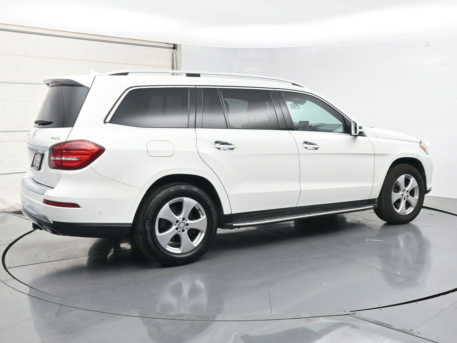 Used 2017 Mercedes-Benz GLS 450 4MATIC image 27