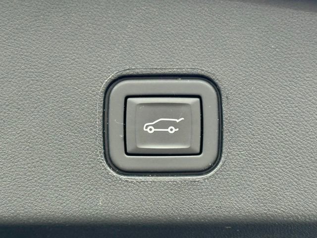 Certified 2024 Cadillac Lyriq Luxury w/ LPO, Floor Liner Package image 36