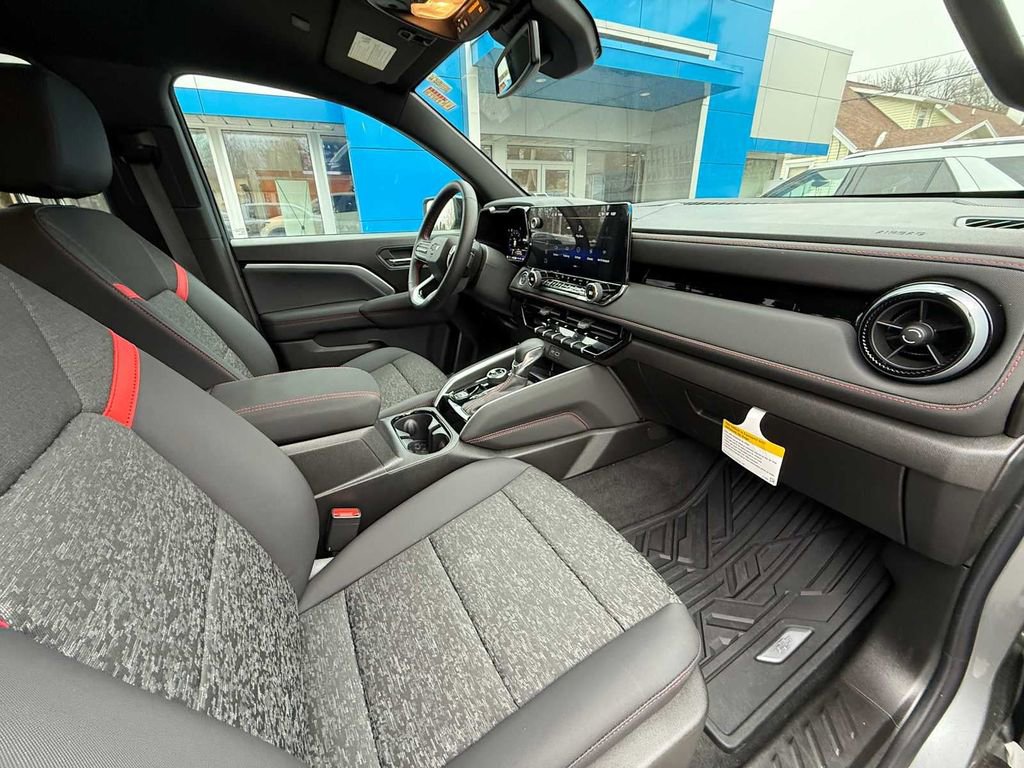 Used 2026 Chevrolet Colorado Z71 image 37