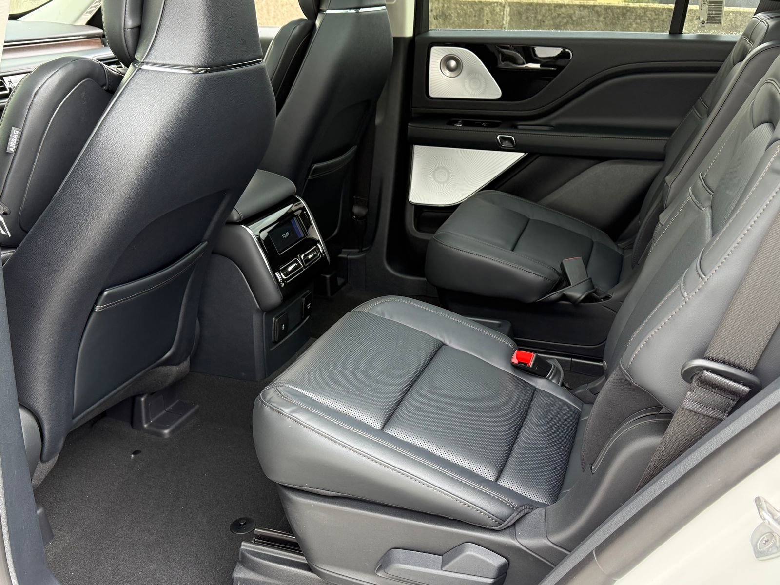 New 2026 Lincoln Aviator Reserve image 18