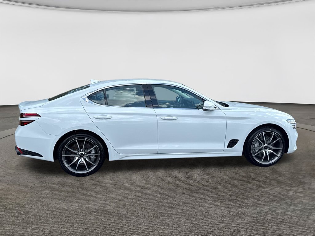 New 2026 Genesis G70 2.5T RWD image 8