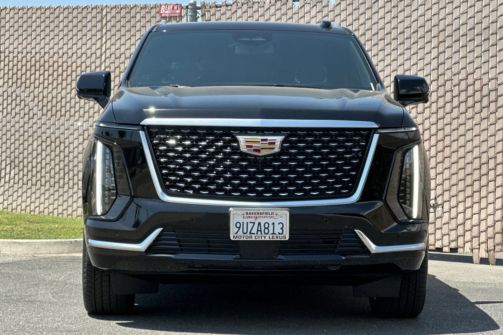 Used 2025 Cadillac Escalade Luxury w/ LPO, Floor Liner Package RWD image 10