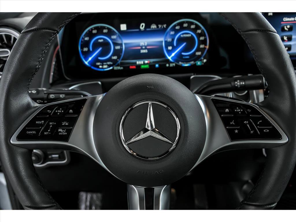 Certified 2025 Mercedes-Benz EQB 300 EQB 300 4MATIC image 16